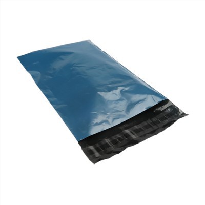 Nagyméretű műanyag postazsákok