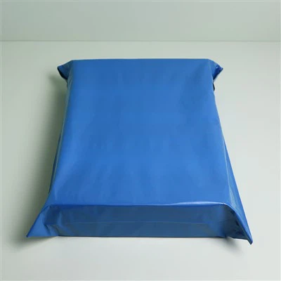 Fém kék levelezőtáska